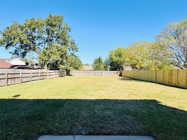 Building Photo - 20042 Fort Stanton Dr