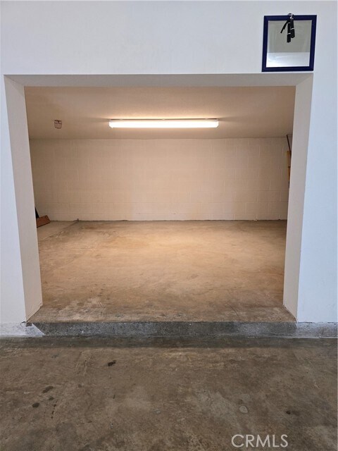 Building Photo - 2147 Cittadin Dr