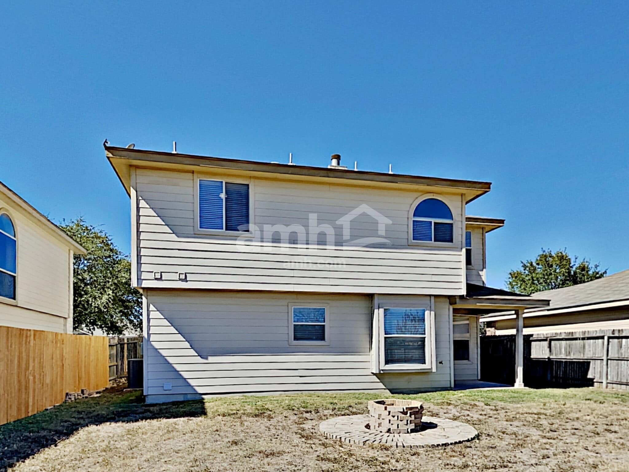 Building Photo - 10002 Cactus Vly