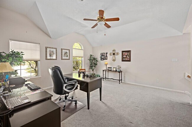Building Photo - 11506 Aucuba Ln