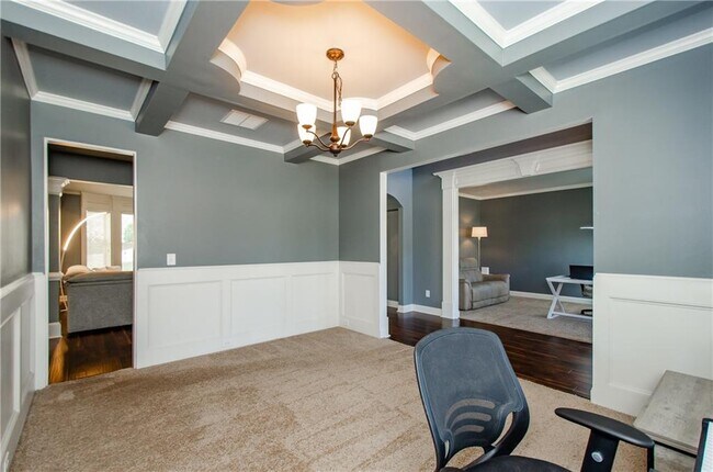 Building Photo - 4669 Sierra Creek Dr NE