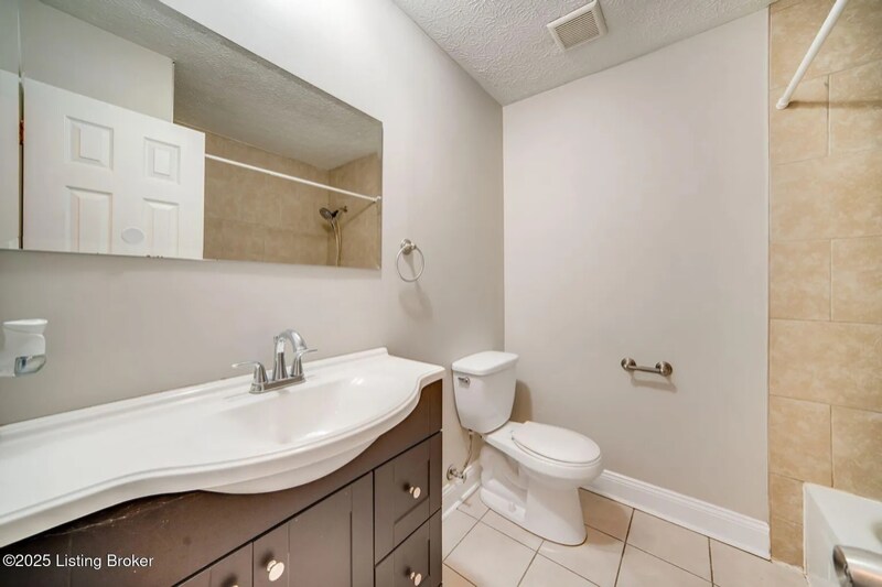 Building Photo - 6312 Six Mile Ln