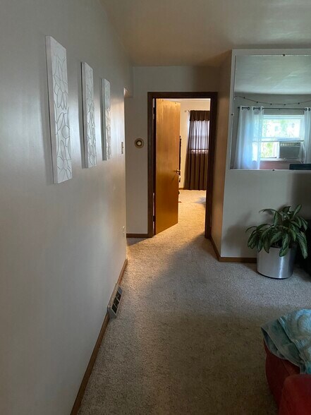 Building Photo - 5128 Keystone St