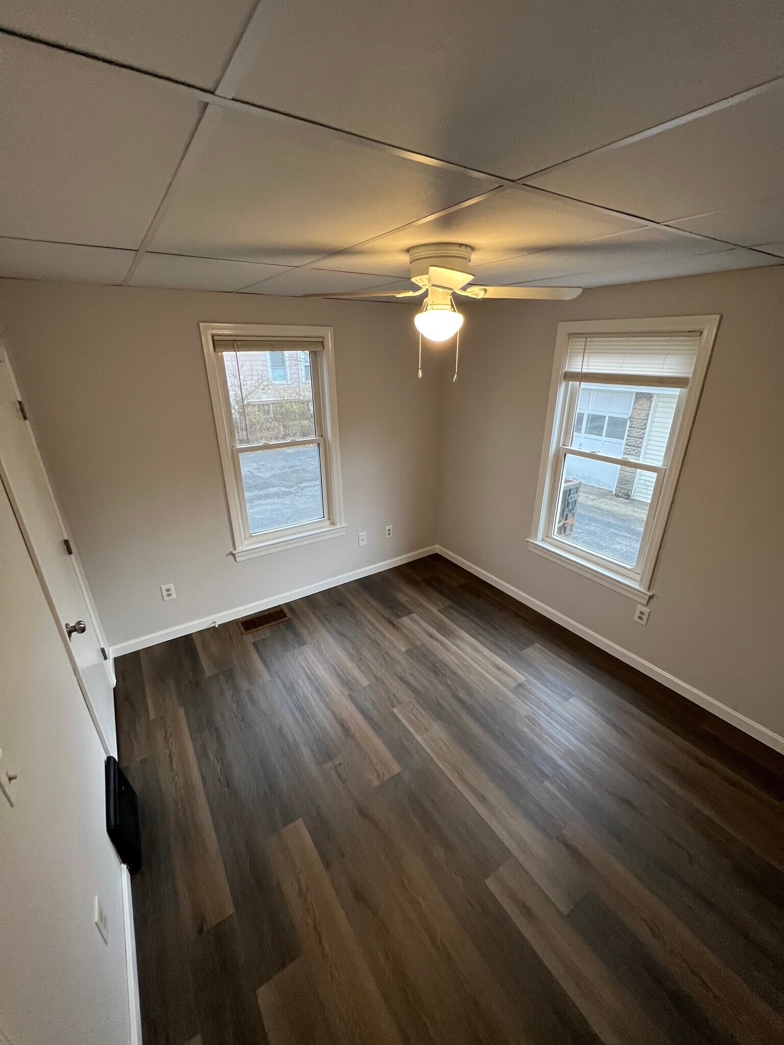 Building Photo - 45 Middle St