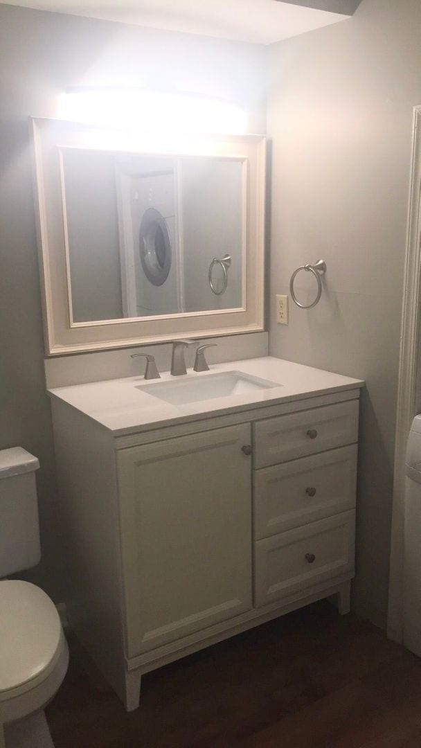 Building Photo - Great Two Bedroom Condo Available - 1010-5 Blueridge Dr.