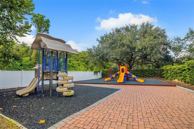 Building Photo - 2960 Lucayan Harbour Cir