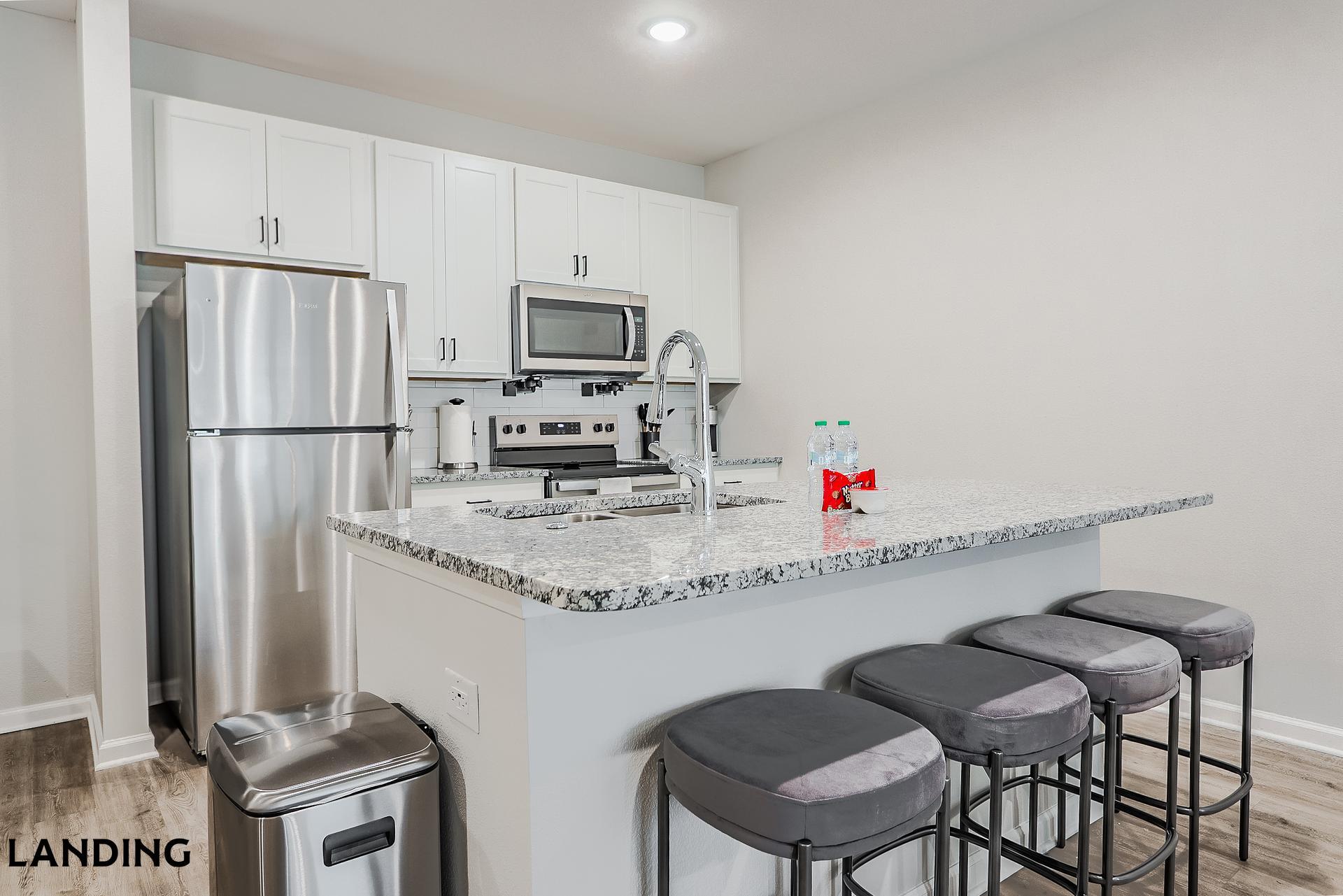 Building Photo - 1650 Harris Hill Rd