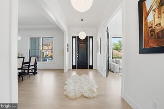 Building Photo - 2504 12th St N