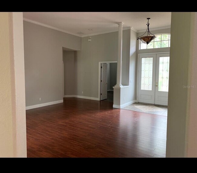 Building Photo - 761 Broadoak Loop