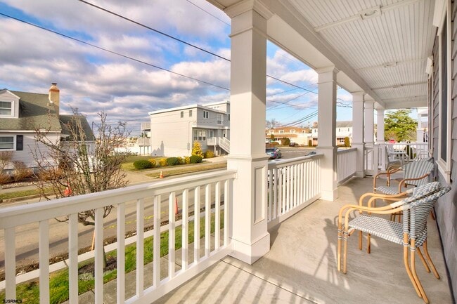 Building Photo - 8510 Fulton Ave