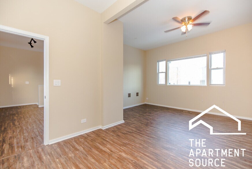 Building Photo - 2441 N Clybourn Ave