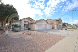 Building Photo - 287 E Sheffield Ct