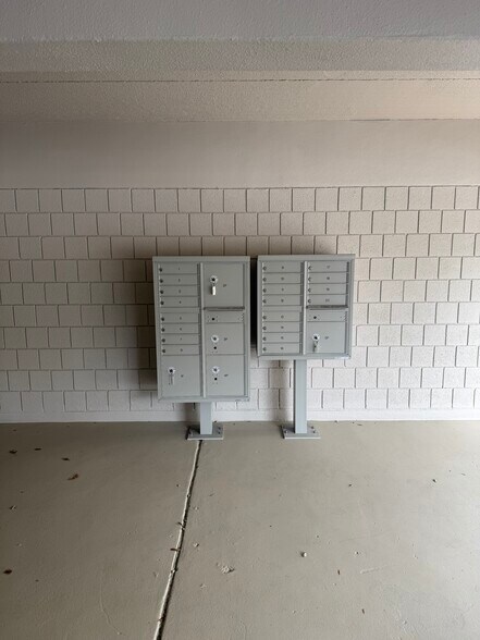 Building Photo - 3232 S Macdill Ave