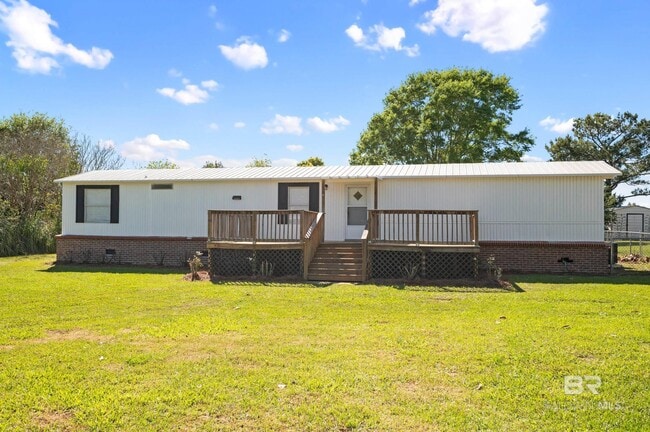 Building Photo - 16869 Lea Cir