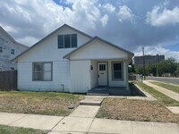 Building Photo - Corner Lot Home – Central City - Corpus Ch...