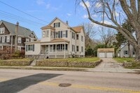 Building Photo - 245 Willetts Ave