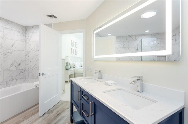 Building Photo - 112 Harrison Ave