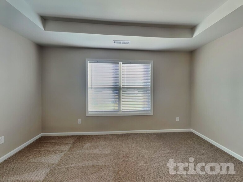 Building Photo - 265 Frst Mdw Ln