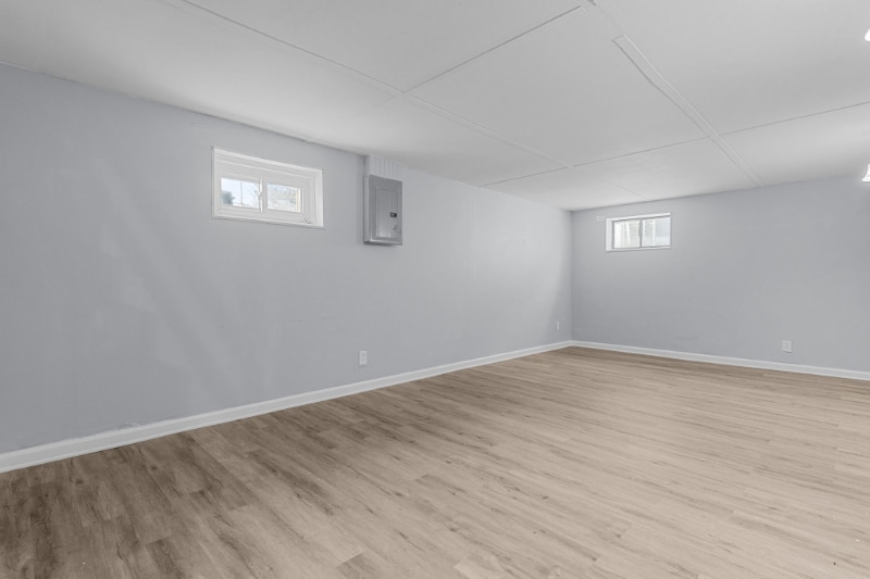 Building Photo - 115 Clearview Dr