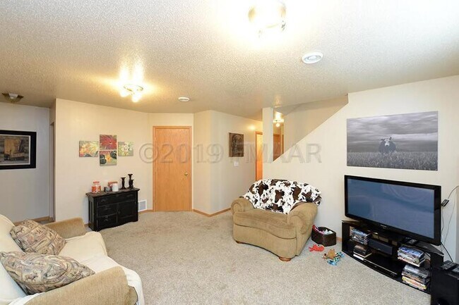 Building Photo - 2565 Amber Valley Ct