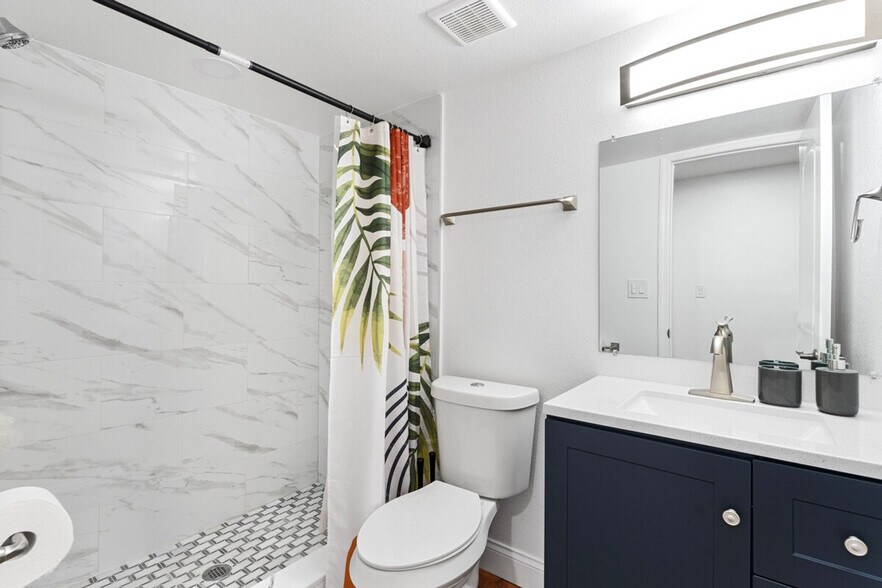 Building Photo - 3417 N 10th St