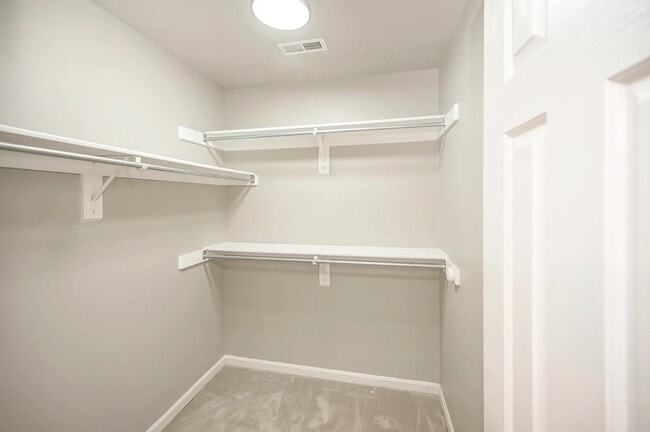 Building Photo - 3101 Titanic Dr