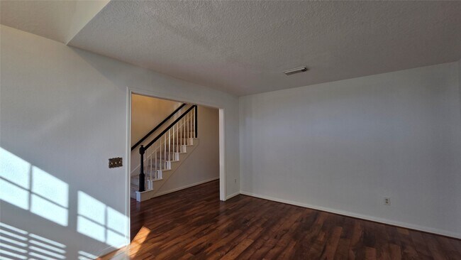 Building Photo - 18514 Purdy Ct