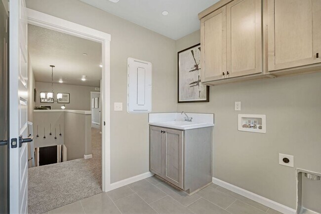 Building Photo - 6829 NE 132nd Way