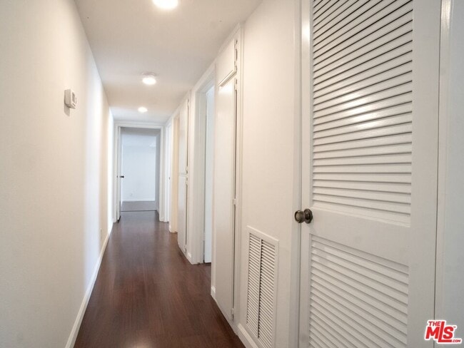 Building Photo - 1655 Selby Ave