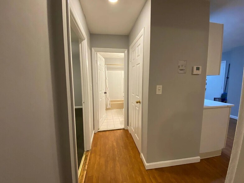 Building Photo - 45 McCoba St