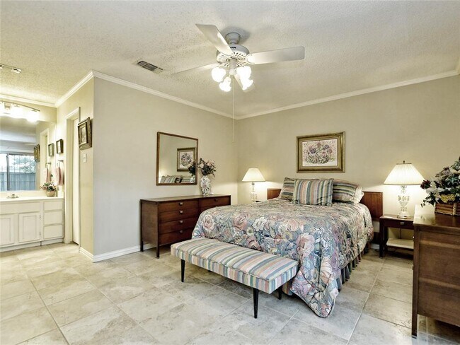 Building Photo - 7919 Ridgeline N