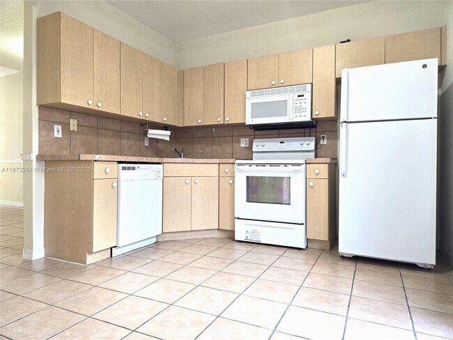 Building Photo - 209 NW 109th Ave