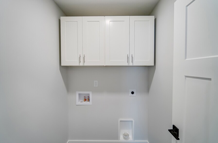 Building Photo - 3011 Cletus Pky