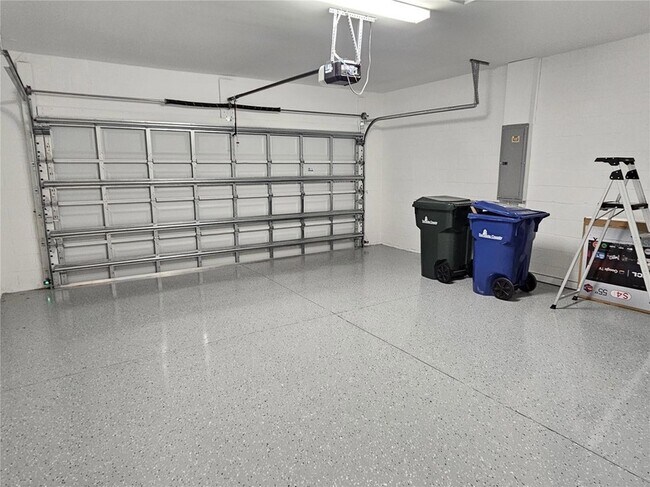 Building Photo - 17925 Nadine Pl