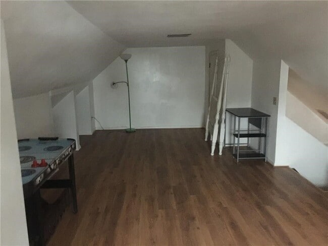 Building Photo - 93 Scottsville Rd