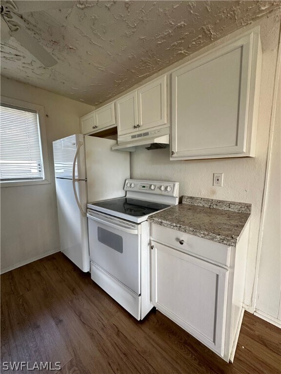 Building Photo - 3215 Jeffcott St