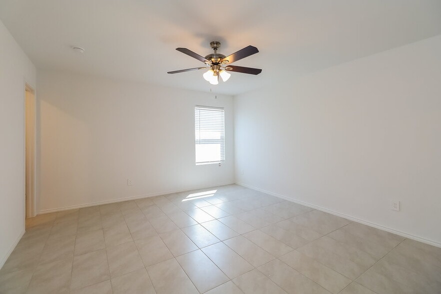 Building Photo - 3315 Beckwith Wy