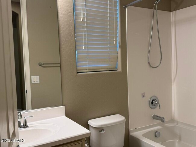 Building Photo - 297 E Kaibab Dr