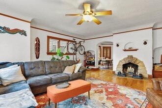 Building Photo - 1342 Rutledge St