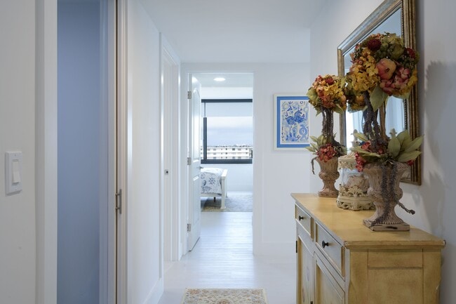 Building Photo - 3589 S Ocean Blvd