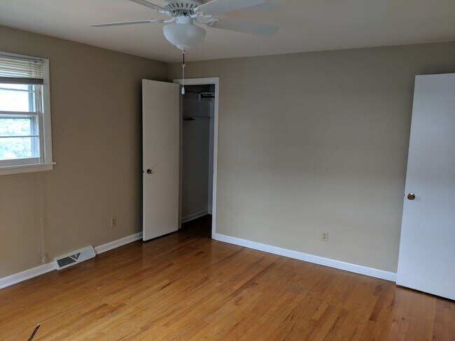 Building Photo - 711-713 Fairbanks St