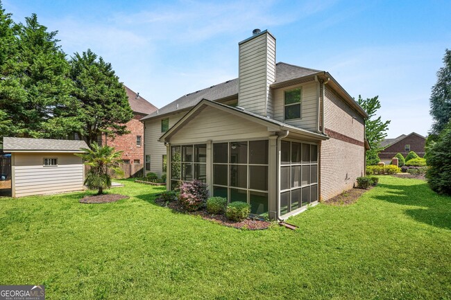 Building Photo - 882 Nestling Dr
