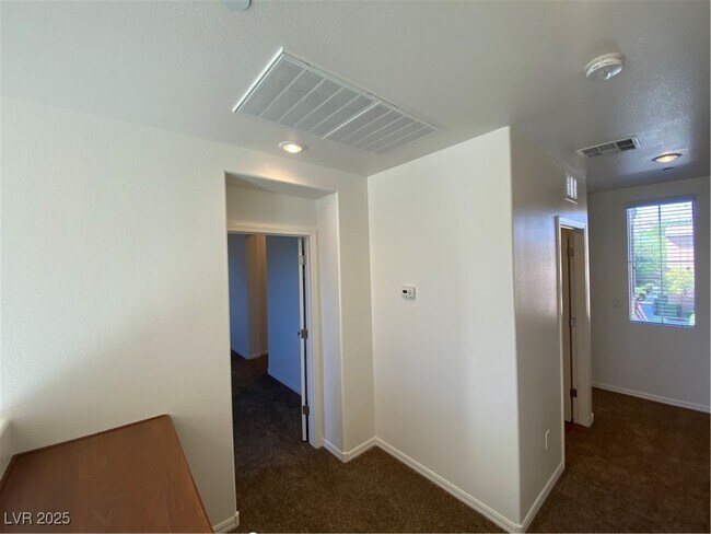 Building Photo - 11388 Newton Commons Dr