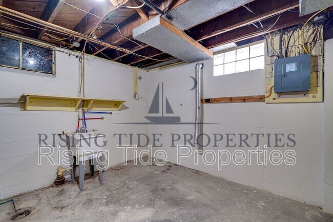 Building Photo - 408 Margaret Dr