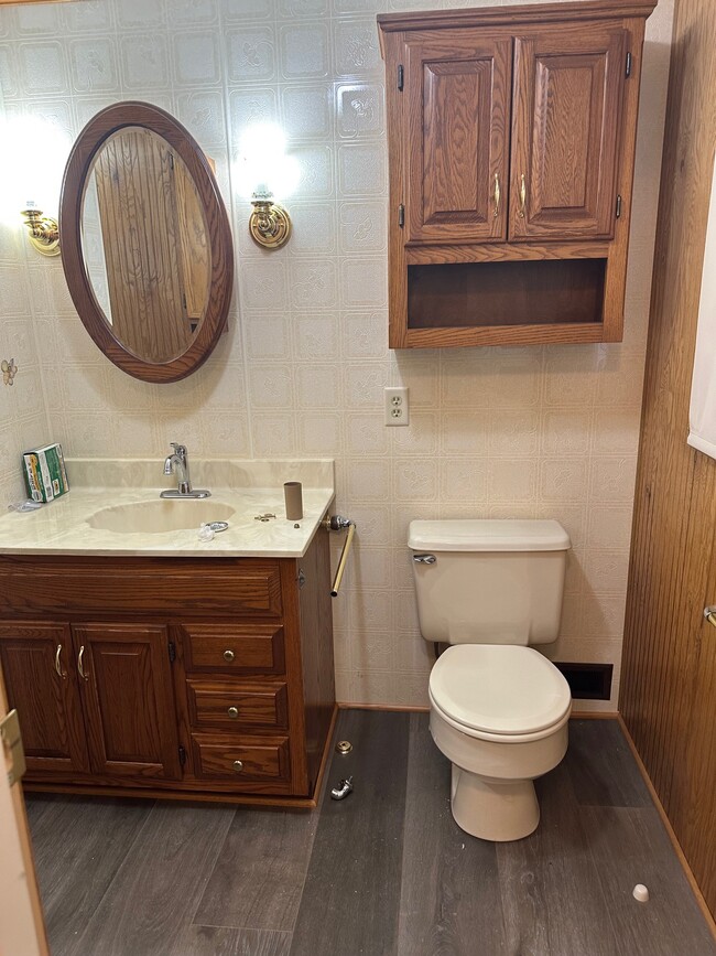 Building Photo - 5824 141st Ave