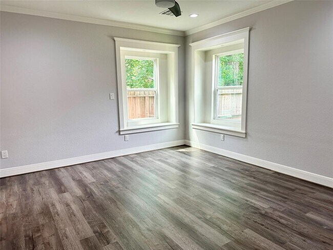 Building Photo - 11315 Alcott Dr