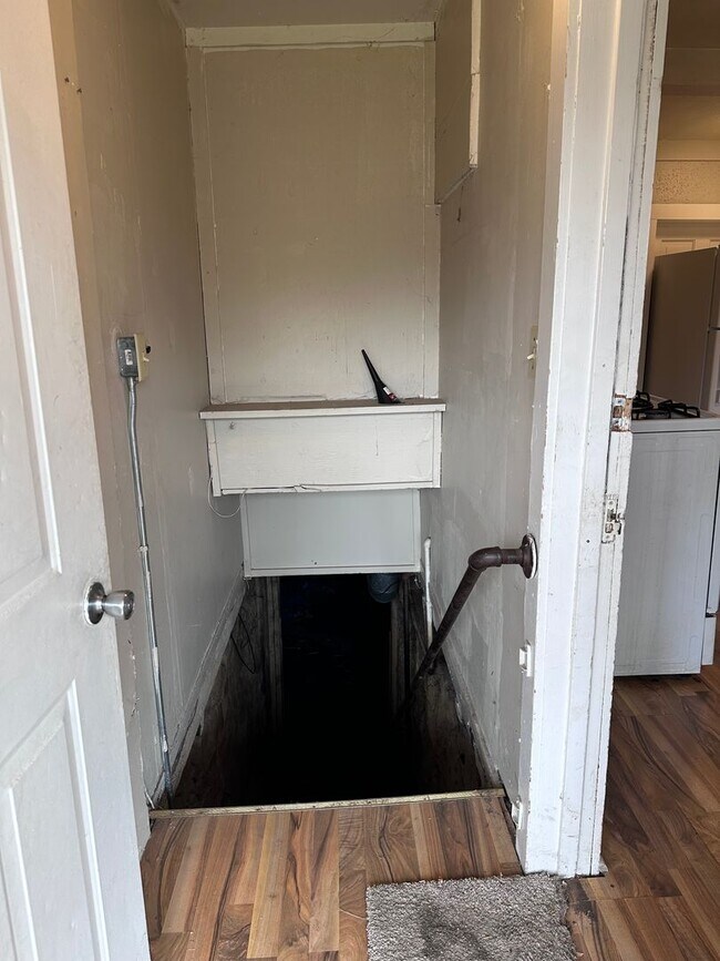 Building Photo - 629/631 Park Avenue