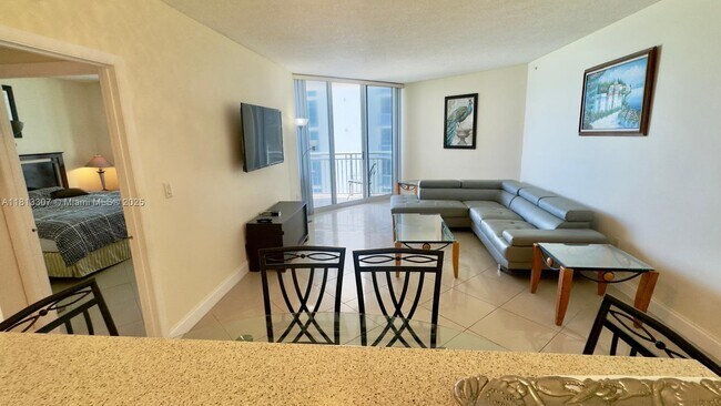 Building Photo - 17375 Collins Ave