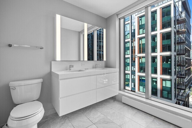 Building Photo - 135 Seaport Blvd