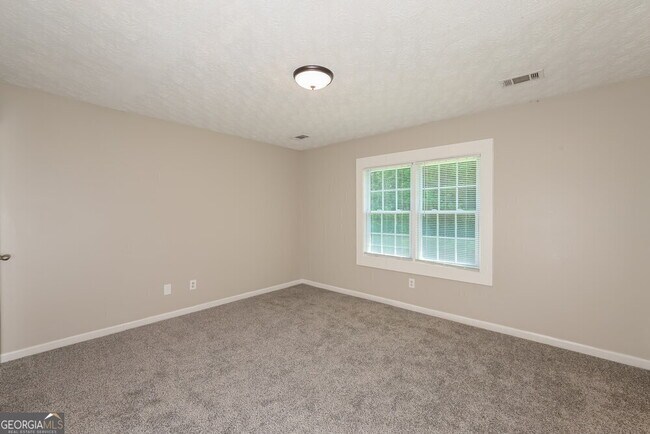 Building Photo - 8756 Ansley Way